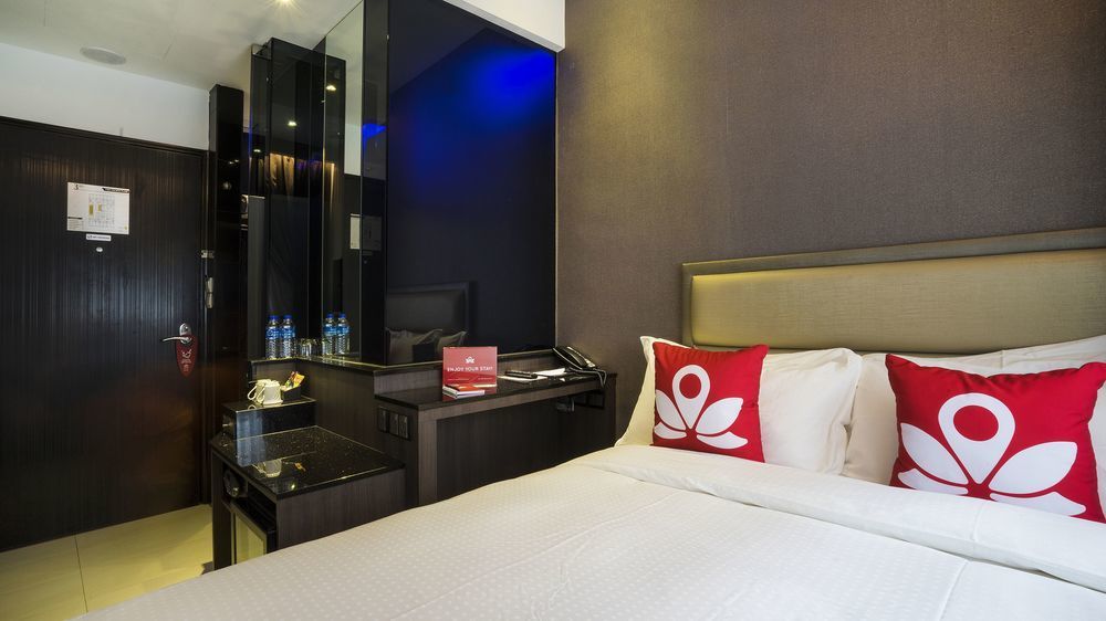 Zen Rooms Jalan Besar Singapore Exterior photo