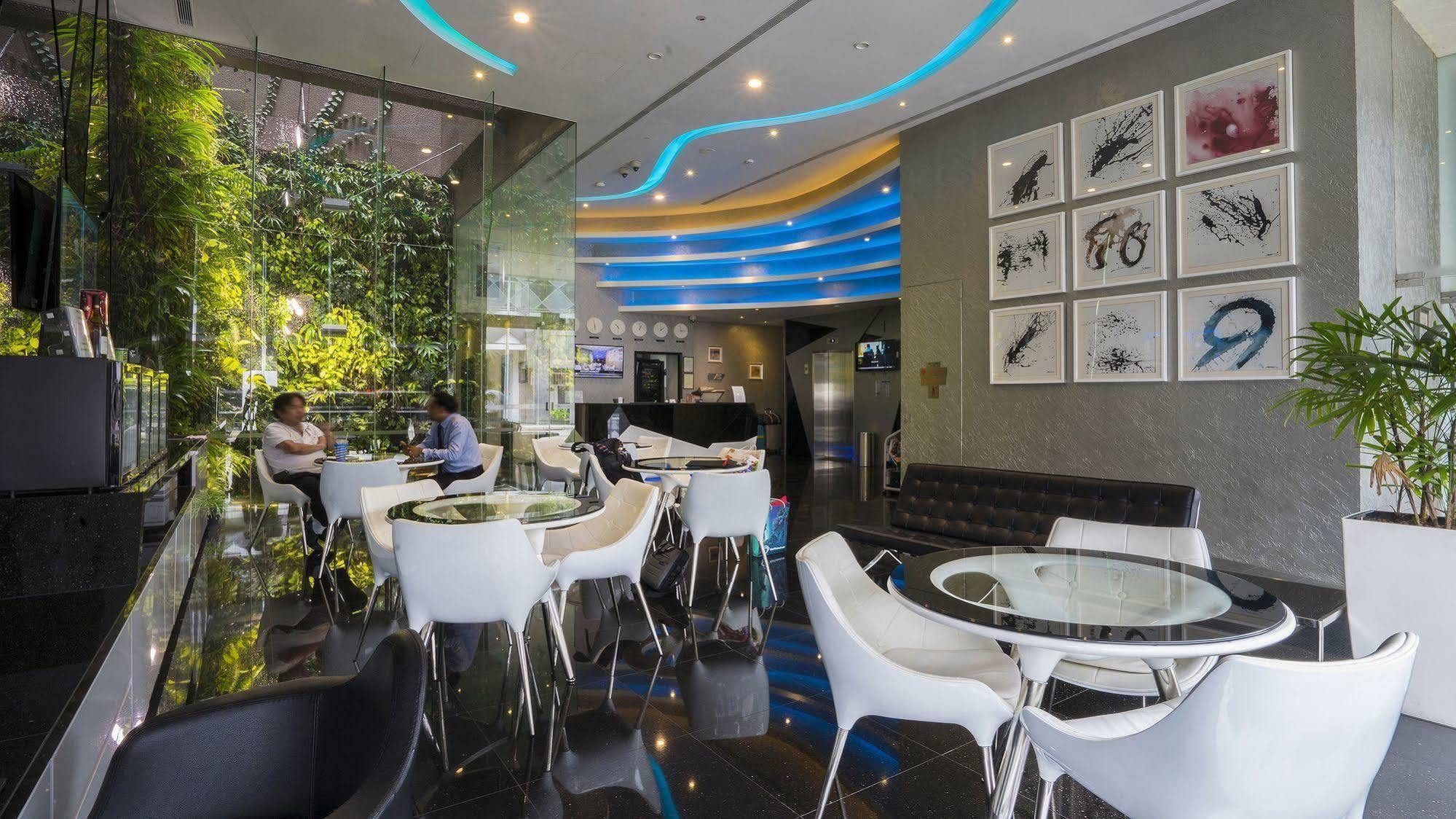 Zen Rooms Jalan Besar Singapore Exterior photo